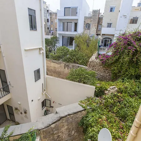 Lovely Flat-hosted By Sweetstay *