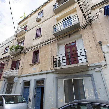 Lovely Flat-hosted By Sweetstay