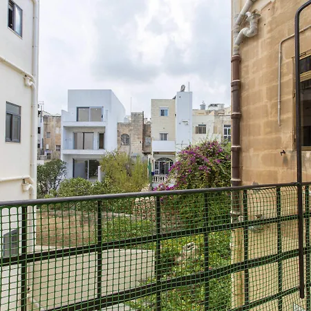 Lovely Flat-hosted By Sweetstay