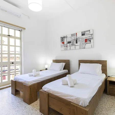 Lovely Flat-hosted By Sweetstay * Sliema